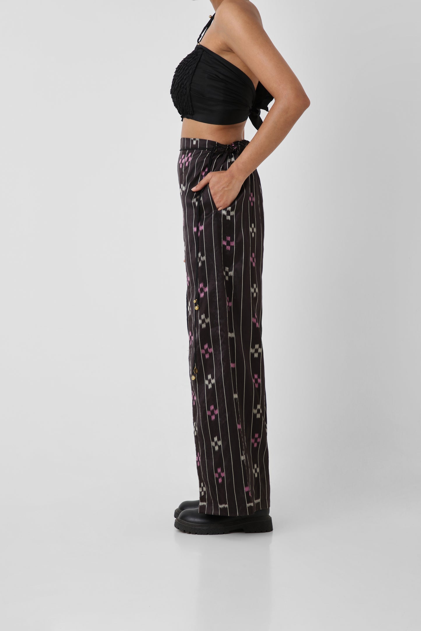 Pasapalli Slit Trousers