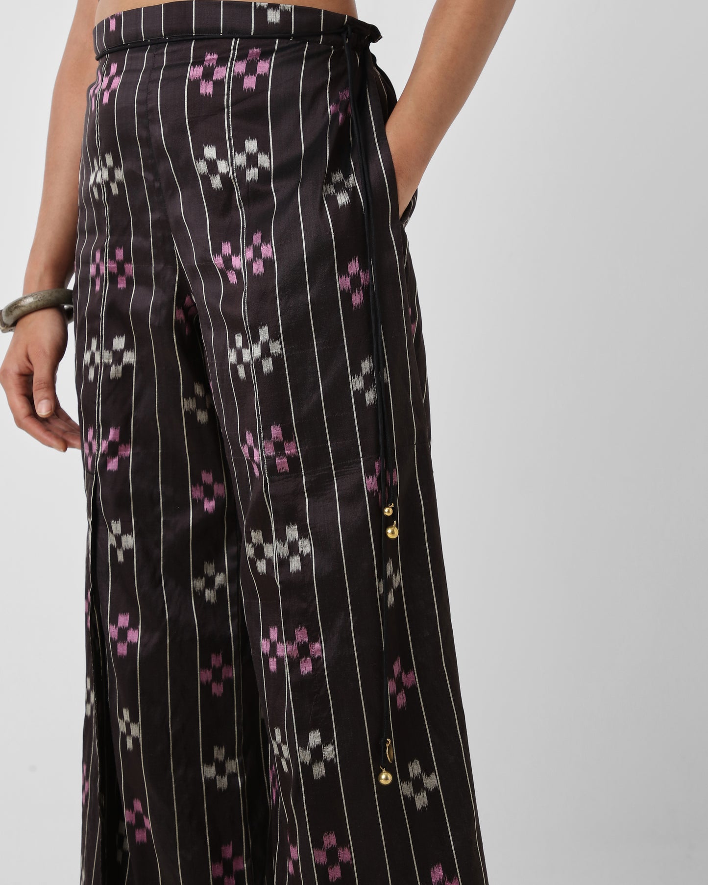 Pasapalli Slit Trousers