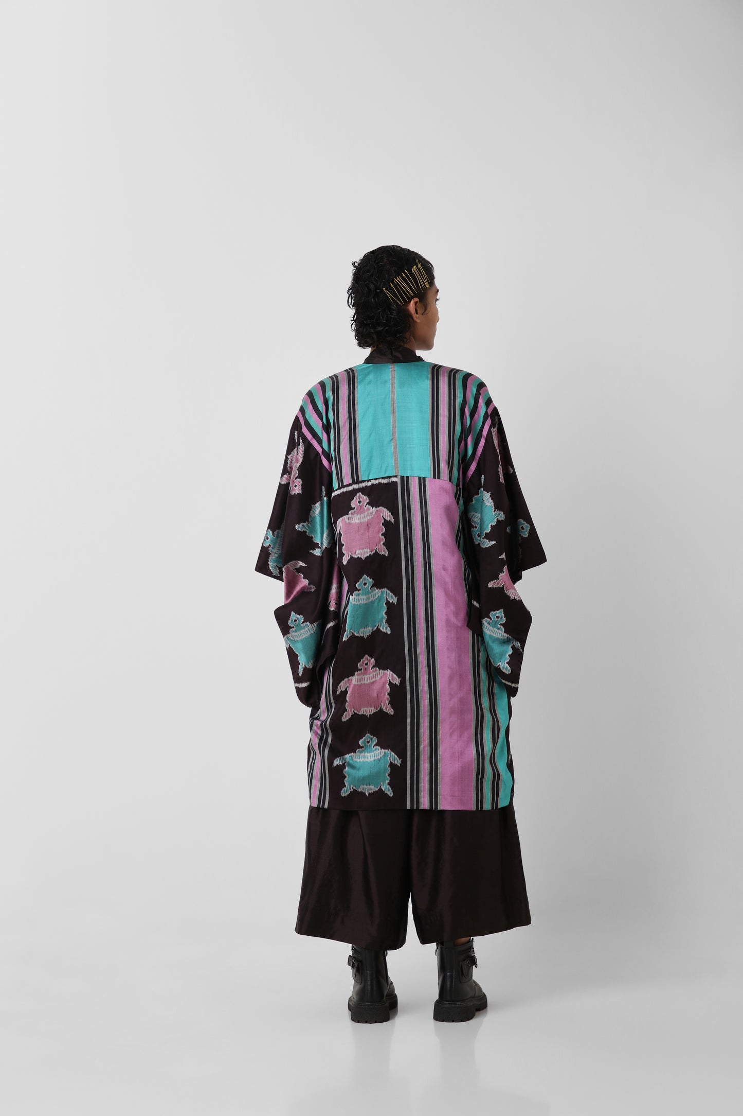 Khandua Turtle Kimono