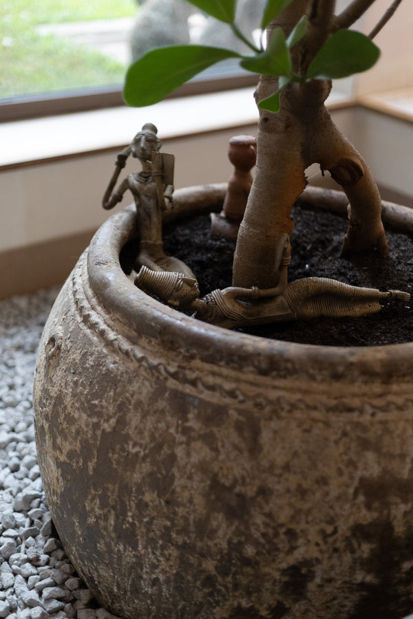 The art of taking it slow: Dhokra figures at leisure, in the spirit of Odisha’s easygoing pace.