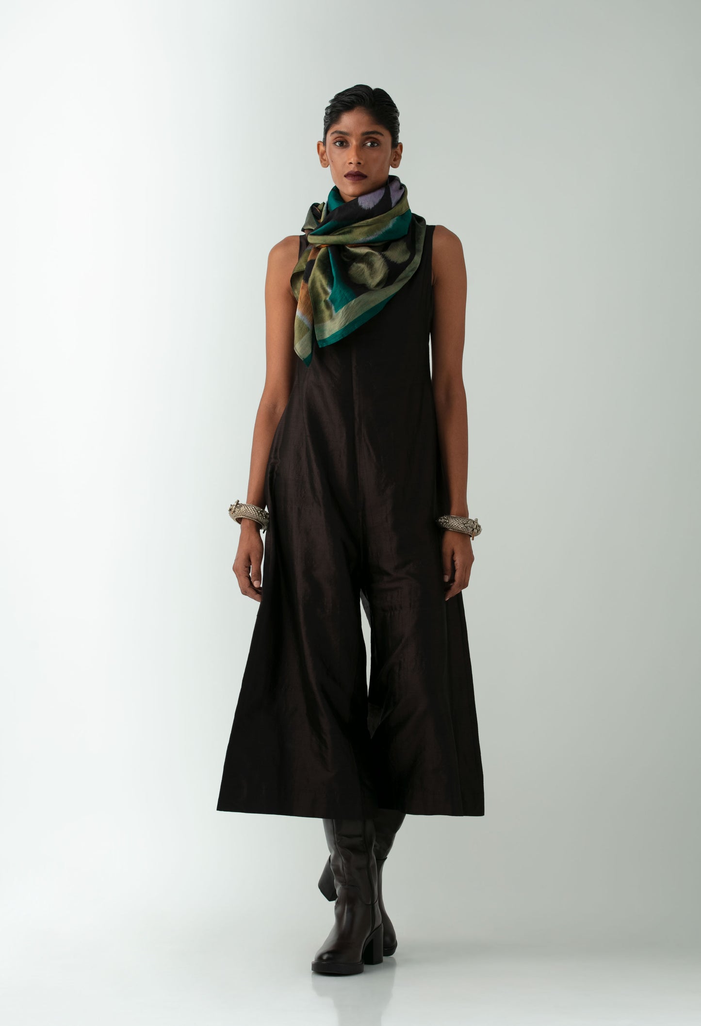 Boatneck Khandua Jumpsuit