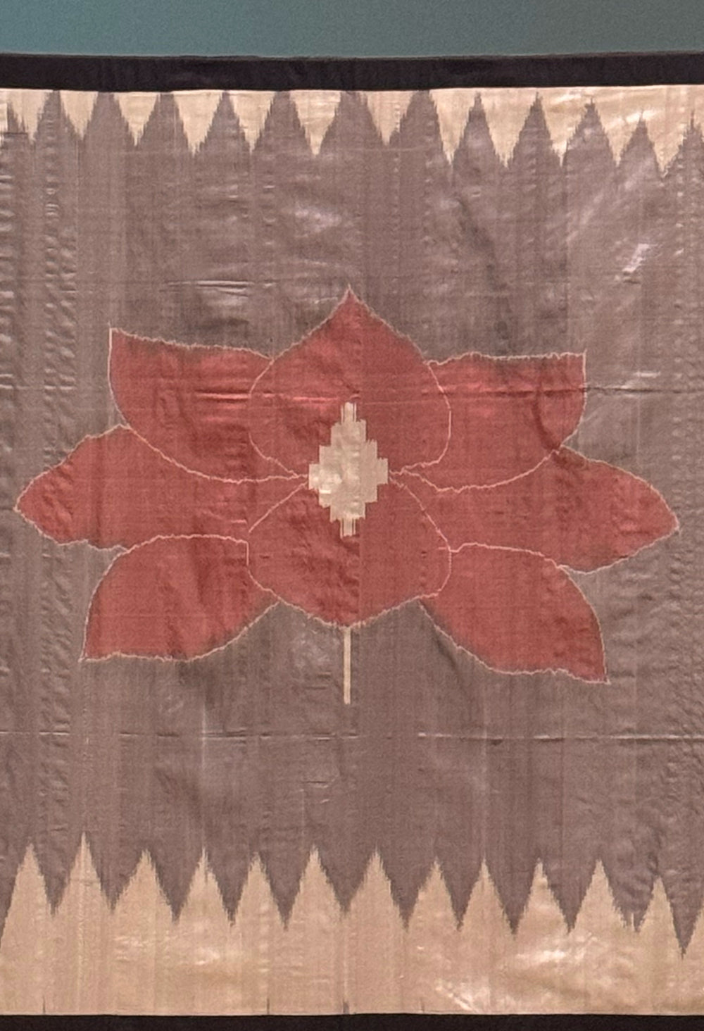 Lotus textile