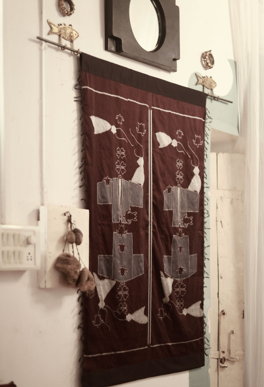 Swimming together (khandua textile)